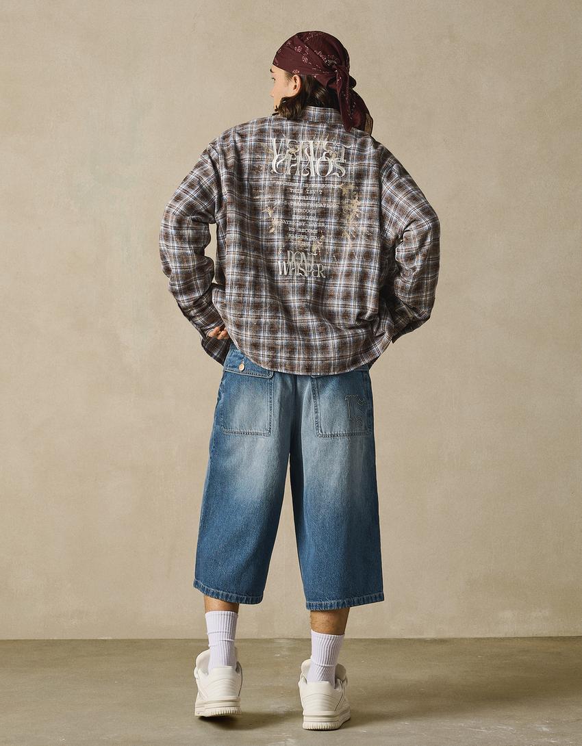 BERMUDA EN DENIM SUPER BAGGY FIT