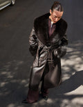 MANTEAU EN SIMILICUIR ET FAUSSE FOURRURE