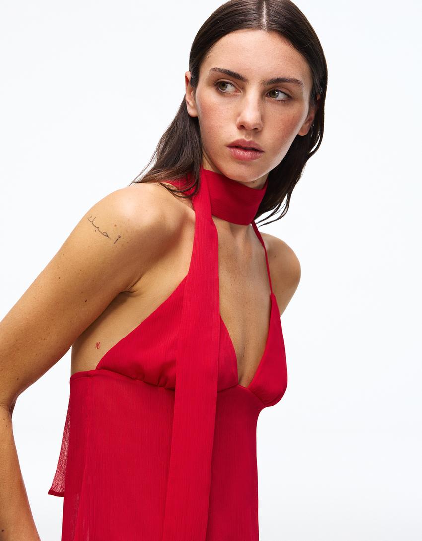 TOP À BRETELLES AVEC FOULARD