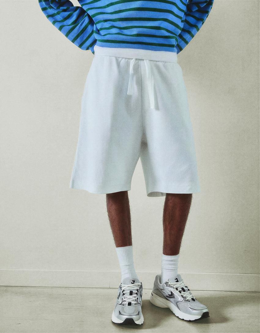 BERMUDA TWILL