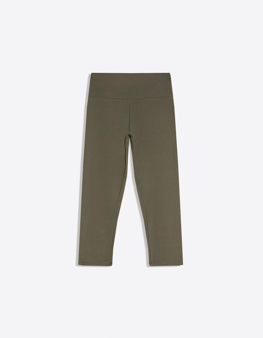 PANTALON CAPRI EN TISSU TECHNIQUE