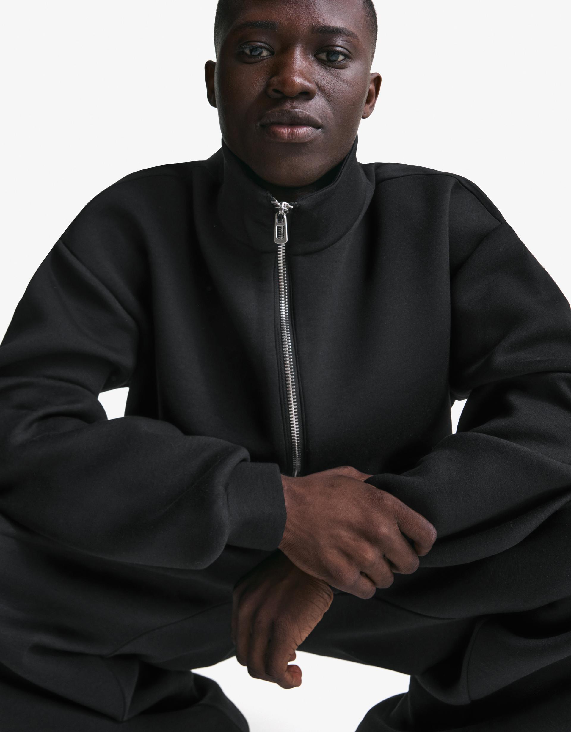 SWEAT ZIPPÉ