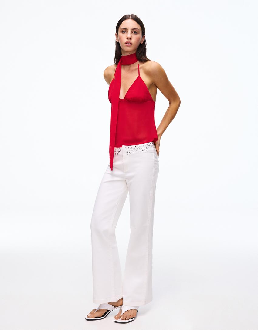 TOP À BRETELLES AVEC FOULARD