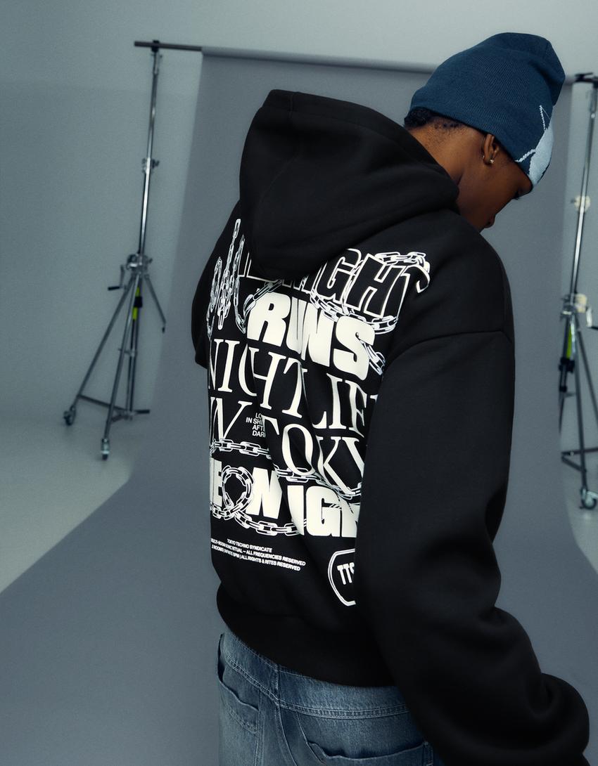 SWEAT À CAPUCHE IMPRIMÉ