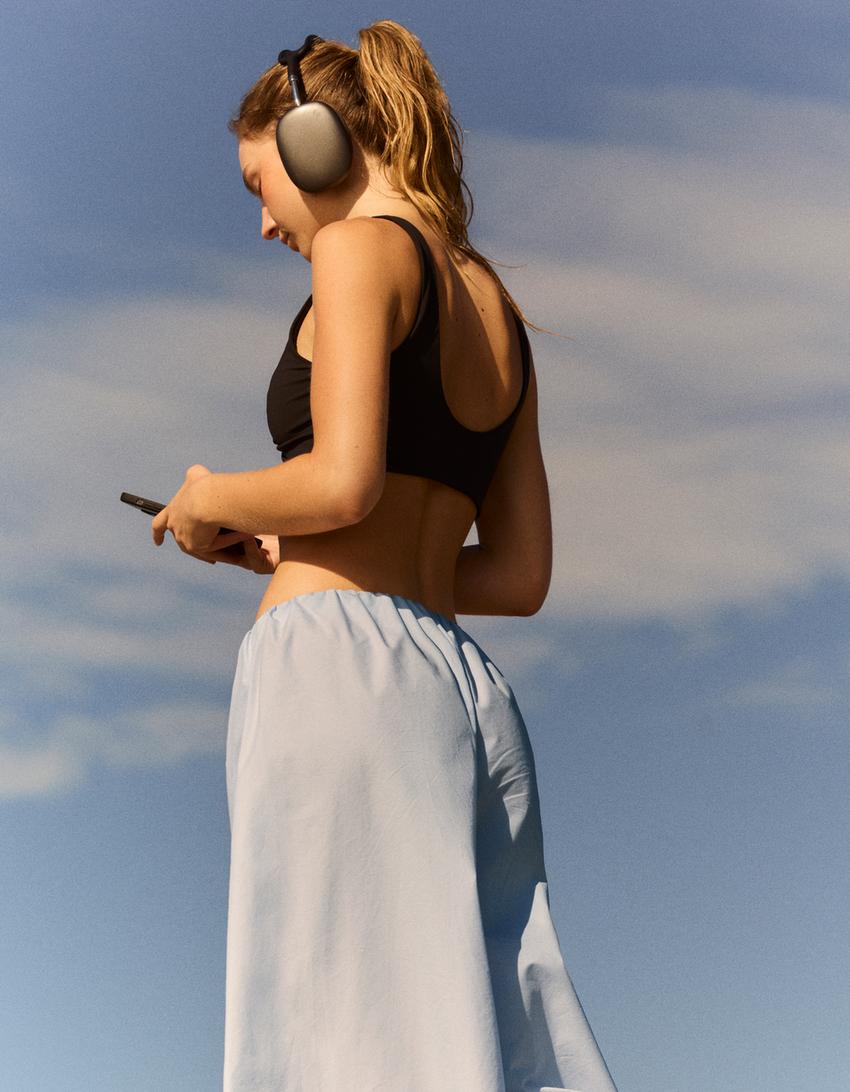 TOP À BRETELLES NOUÉ