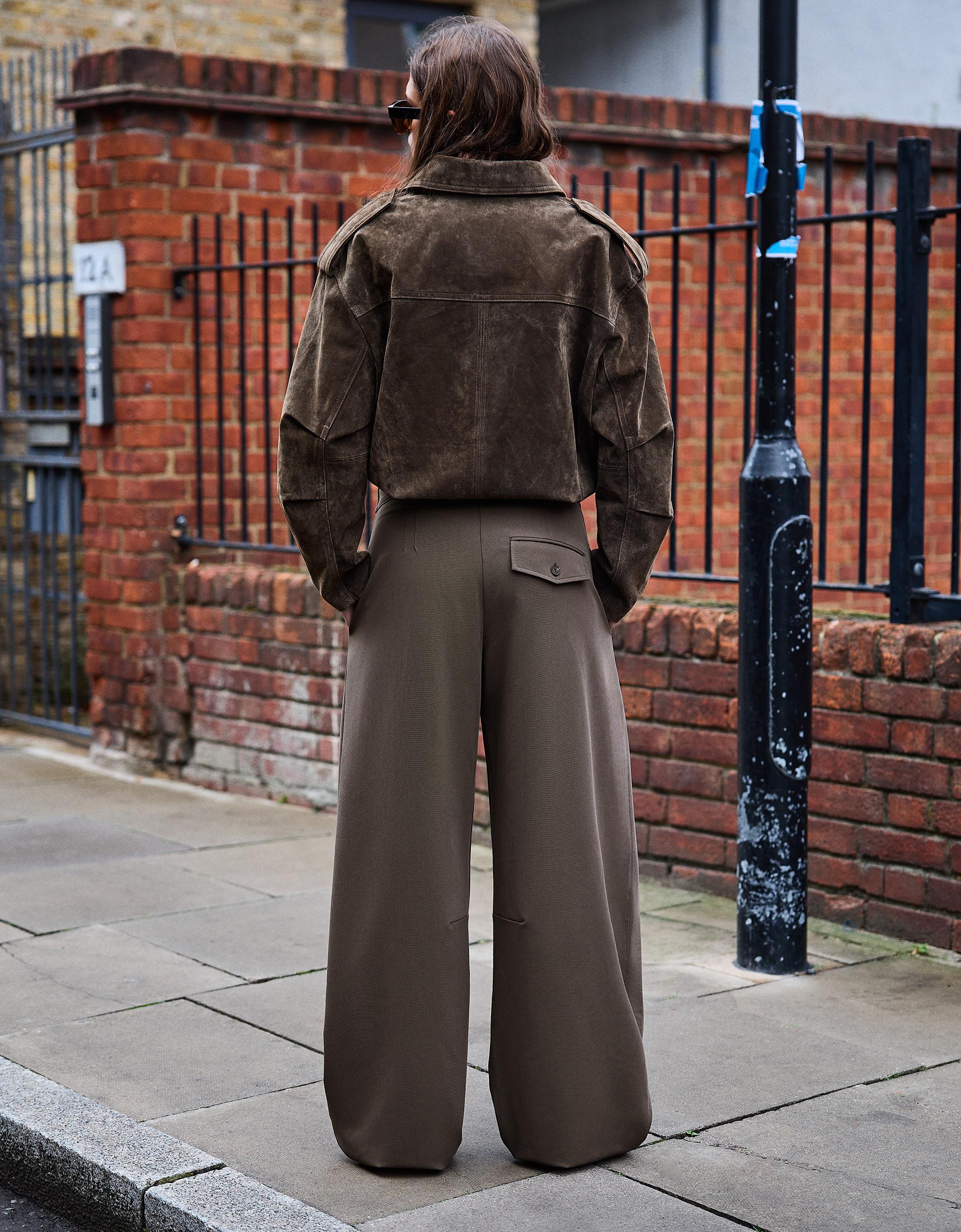 PANTALON BARREL À PLIS